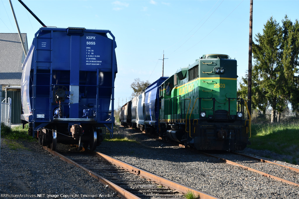 WVR 2503 at Wilco